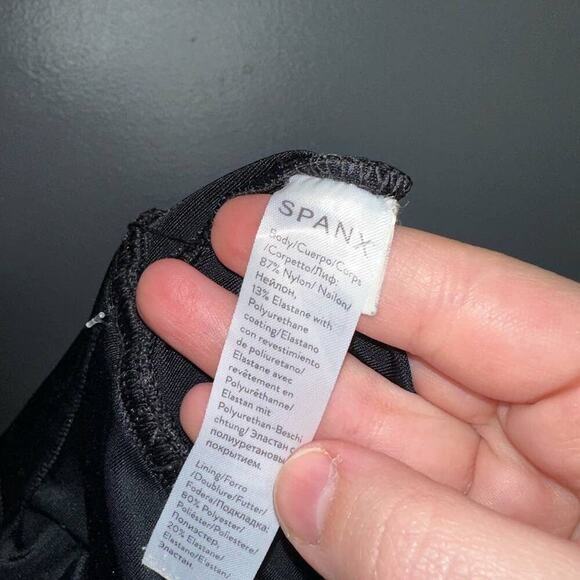 SPANX Faux Leather Leggings in Very Black Women's Size Small Stretch Compression - Picture 6 of 8